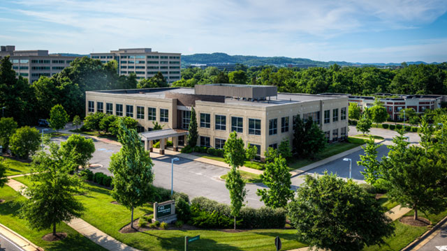 Physicians Plaza of Cool Springs Image 1