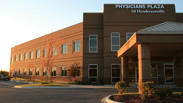 Physicians Plaza of Hendersonville Image 2